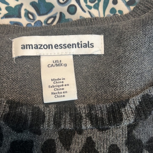 Cheetah Sweater - Picture 2 of 2